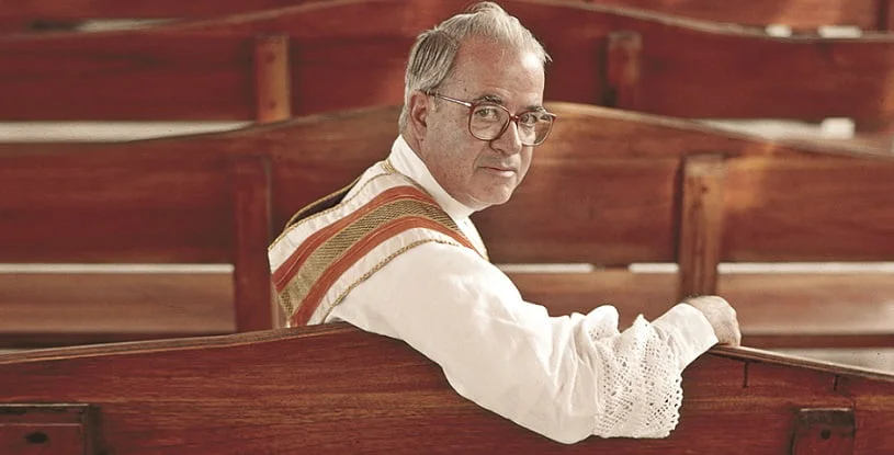 Monseñor Víctor Tamayo