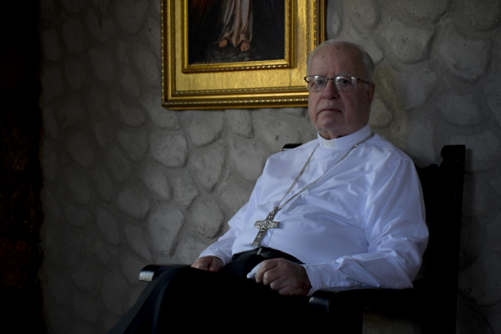 Monseñor Víctor Tamayo